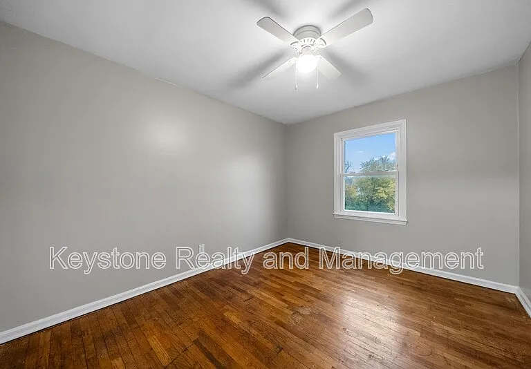 1525 Ferrell St #1 — Photo 10