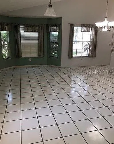 3 bed, 2.0 bath, 1446 sqft, $1,895 — Photo 2