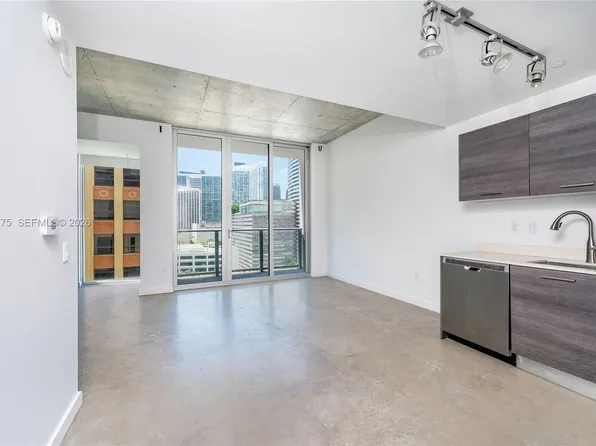 151 SE 1st St, Miami, FL