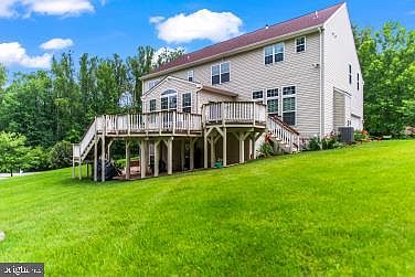 4th image of 8418 Poplar Hill Dr