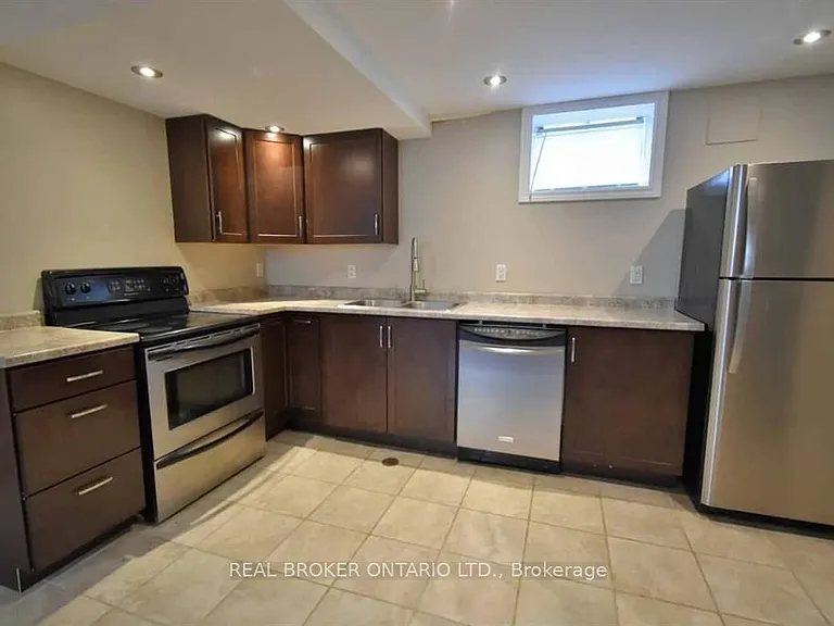 1 Vine St #BASEMENT — Photo 2