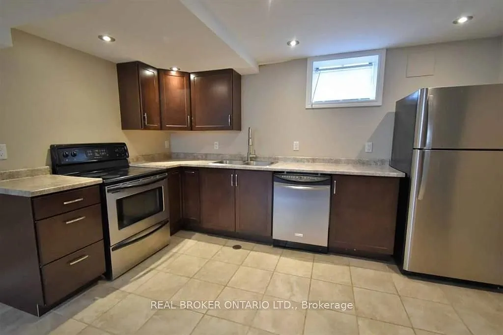Building Photo - 1 Vine St #BASEMENT
