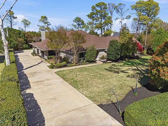 4th image of 42 Santa Rosa Cir