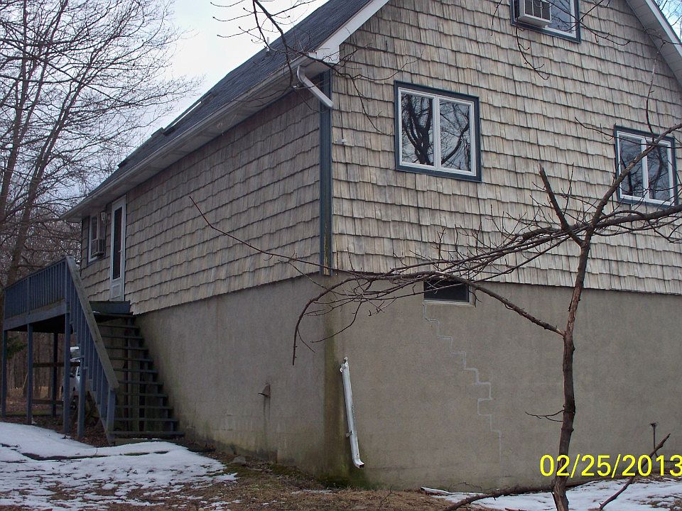 2nd image of 214 Segatti Cir
