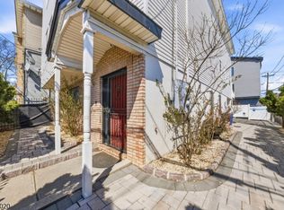 56 Lentz Ave, Newark, NJ