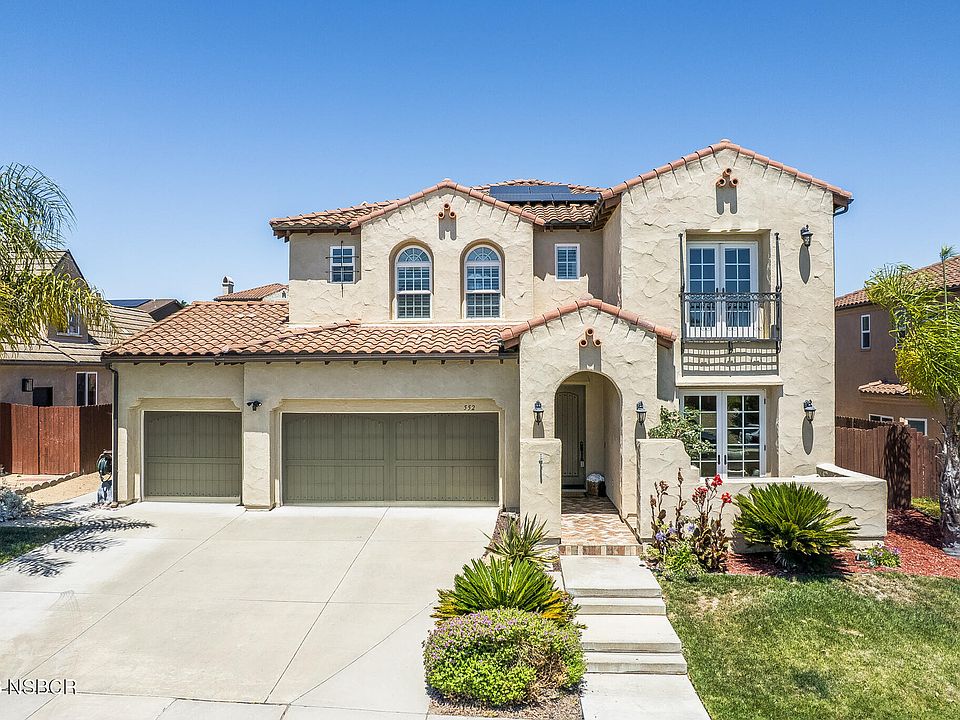 1st image of 552 Palomar Cir