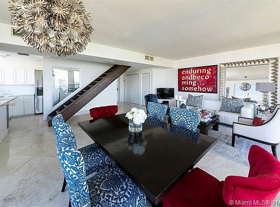 4th image of 1000 Venetian Way APT 710