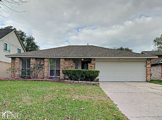 7211 Echo Pines Dr, Humble, TX 77346