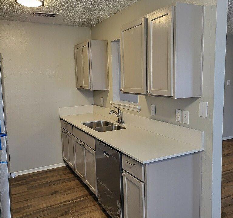 1st image of 413 Tammy Lynn Dr #4-1-2