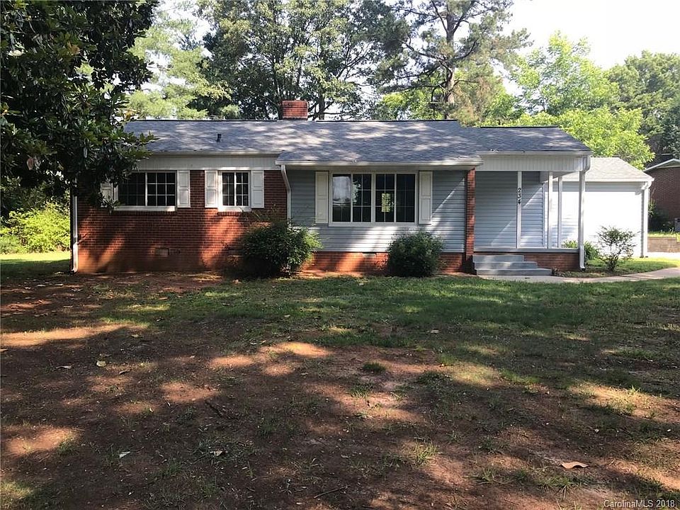 1st image of 234 Bradley Farm Rd Unit 4