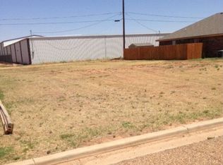 906 11th St, Wolfforth, TX 79382