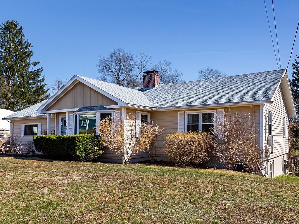 525 Main St, West Newbury, MA 01985 Zillow