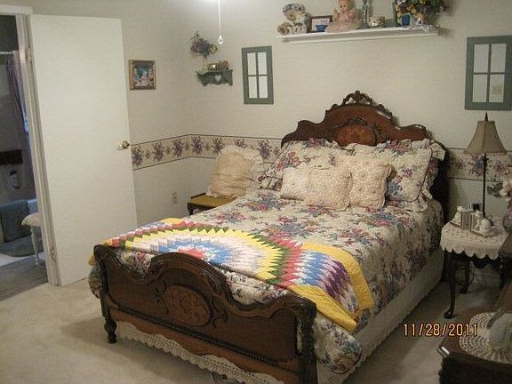 4th image of 6548 Amber Dr