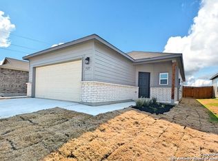 527 Moscato Rd, New Braunfels, TX 78130