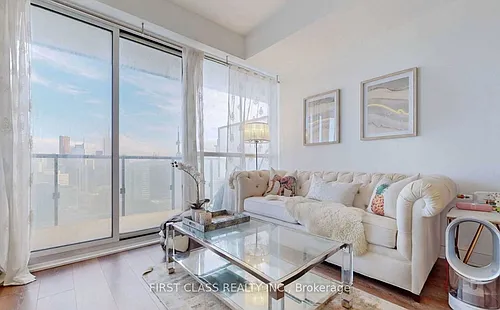 15 Grenville St Photo 1