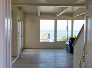 30200 N Highway 1, Fort Bragg, CA 95437
