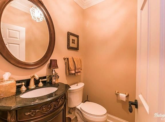 Powder room