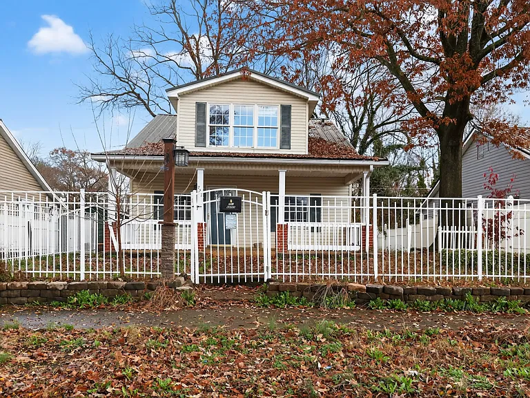 721 Myrtle St — Photo 14
