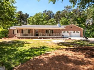 1880 Holman Rd, Hoschton, GA