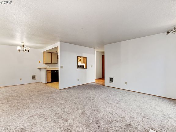3rd image of 1406 NE 72nd St APT 1