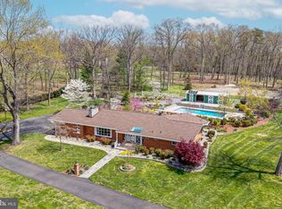 7401 Bull Run Dr, Centreville, VA