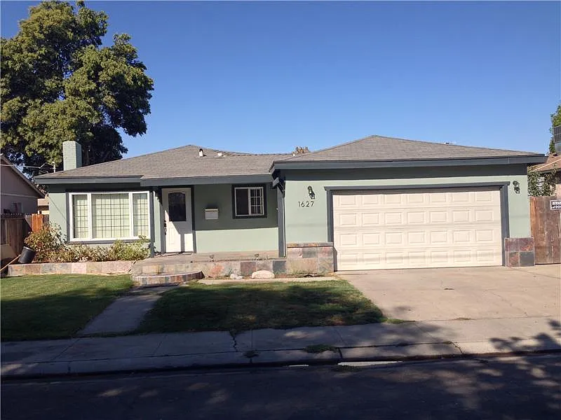 1627 Dillon Dr photo 1