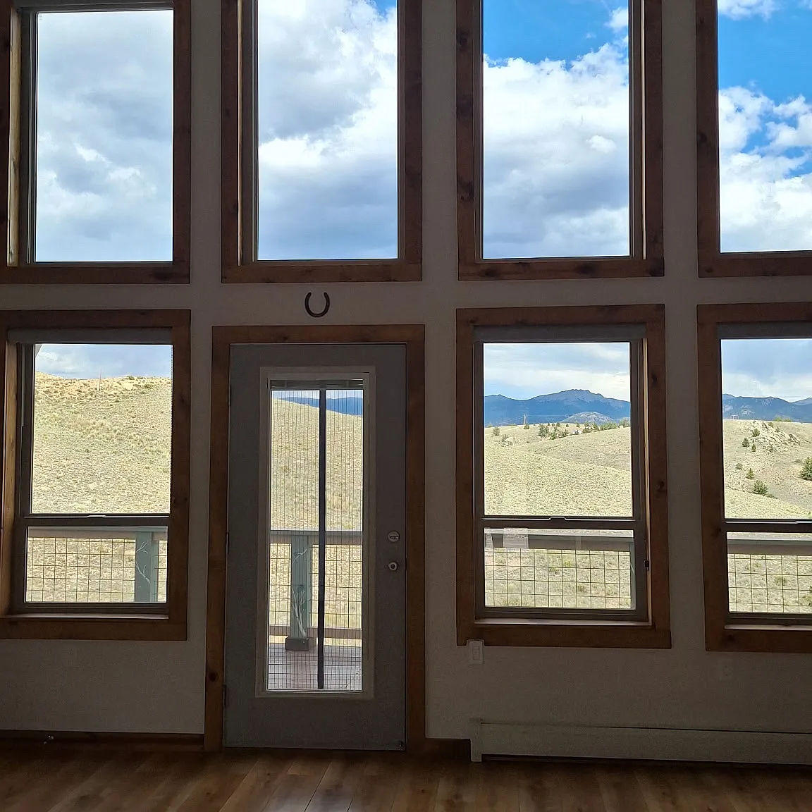 2 bed, 1800 sqft, $2,500 — Photo 2