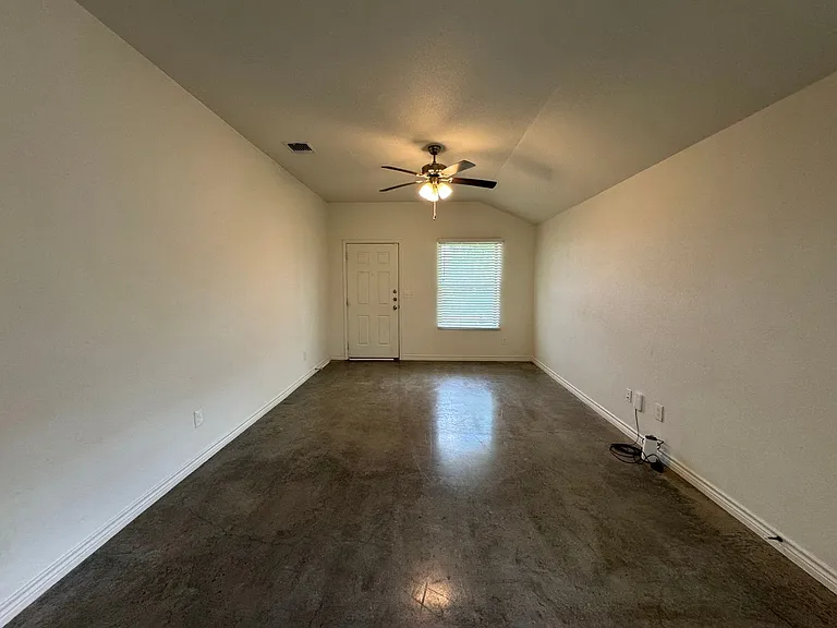 6115 Amelia Earhart Blvd — Photo 2