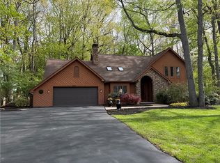 427 Murwood Ln, Webster, NY 14580