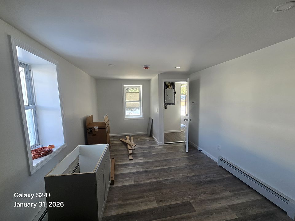 living space. Items in the picture has been removed.