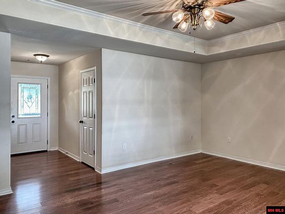 2nd image of 221 Sherman Dr