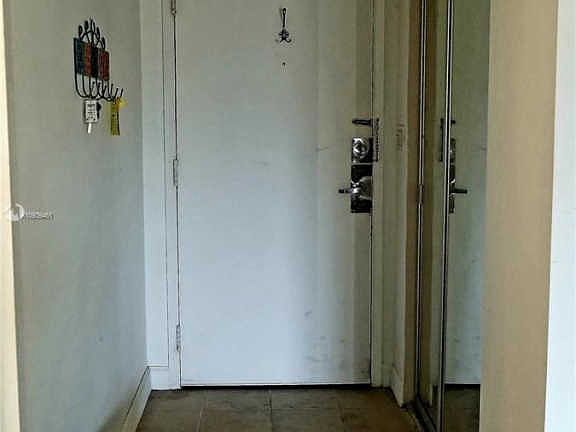 2nd image of 1650 NE 115th St APT 306