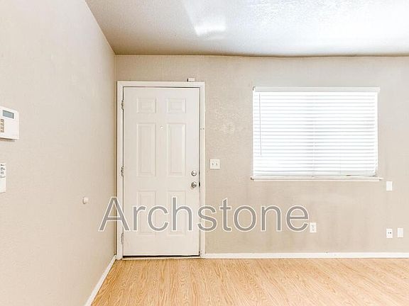 2nd image of 501 S Santa Fe Dr