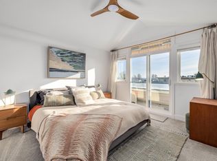 15161 Prospect Ave #3, White Rock, BC V4B 2B8