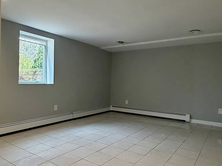 14 Mastic Blvd — Photo 14
