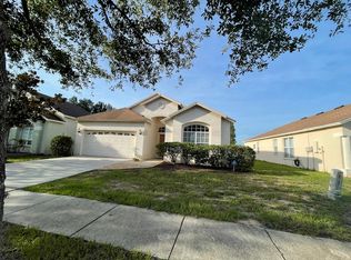 1144 Barclay Wood Dr, Ruskin, FL 33570