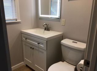 135 Breezeway Dr, Rochester, NY 14622