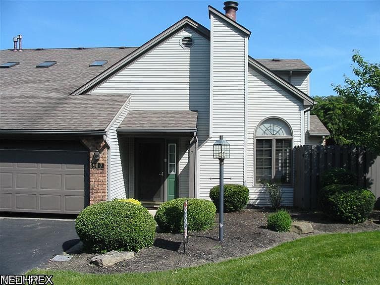 1st image of 90-7 Talsman Dr