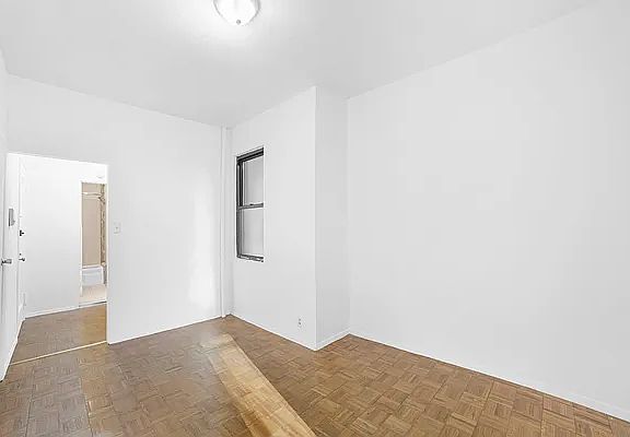 4th image of 235 E 89th St APT 4FN