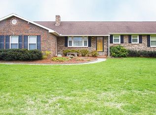 165 White Pine Dr, Christiansburg, VA 24073