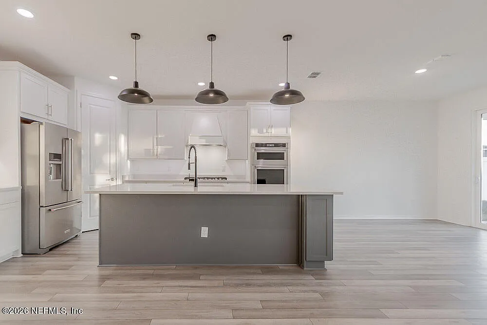 4 bed, 3.0 bath, 2782 sqft, $3,250 — Photo 2