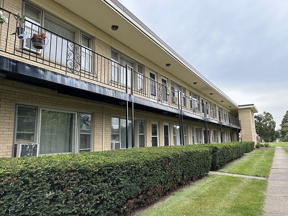 1st image of 20 King Arthur Ct APT 1