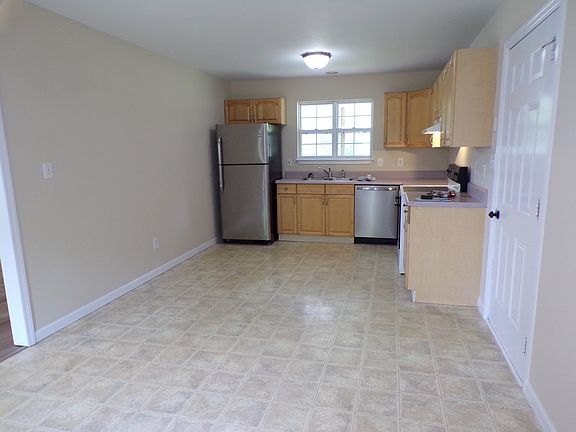 5th image of 1425 Hammerhill Rd