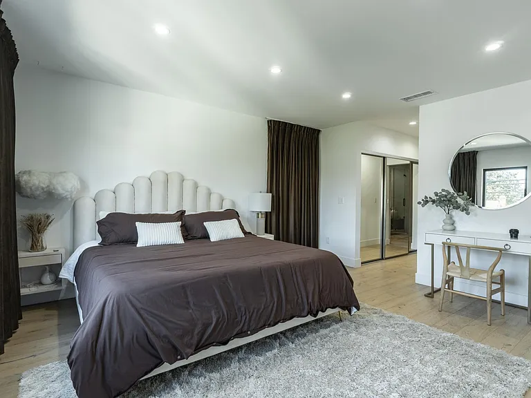 3552 Federal Ave — Photo 21