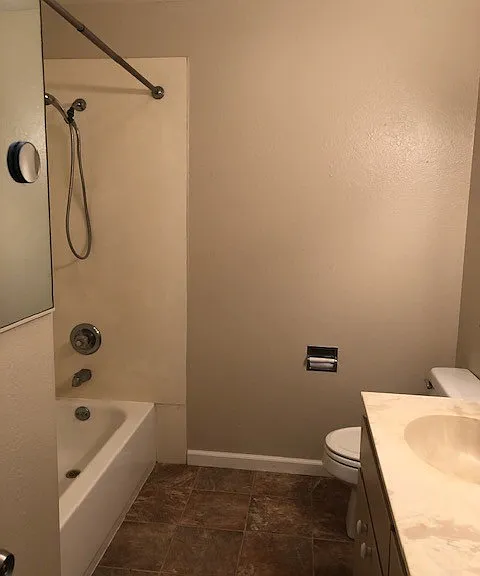 2557 Vallejo St — Photo 7