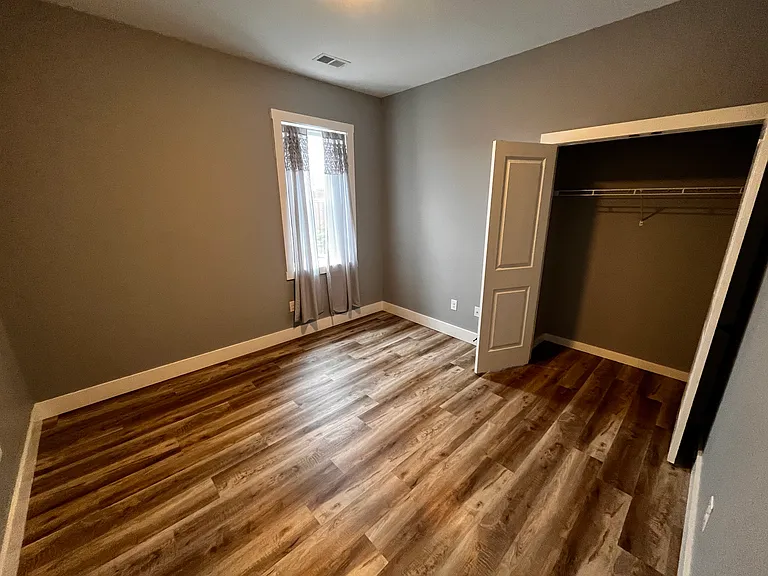 36 W Pike St #D — Photo 4