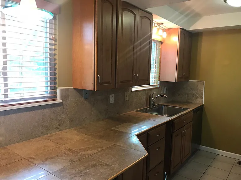 1318 Ranchland Dr — Photo 19