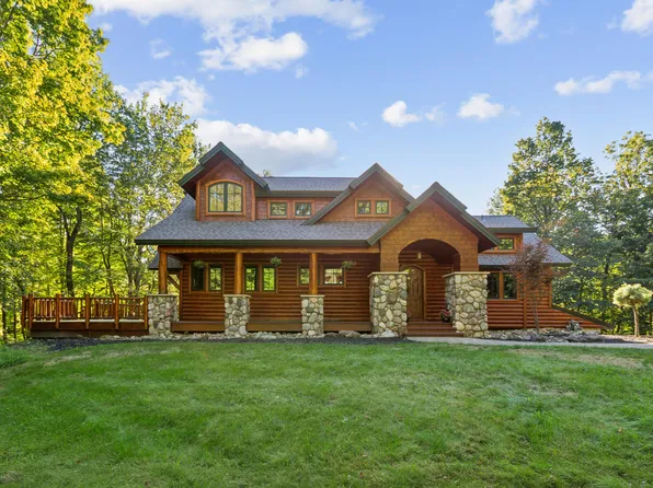 48 Longmeadow Ln, Niles, MI 49120