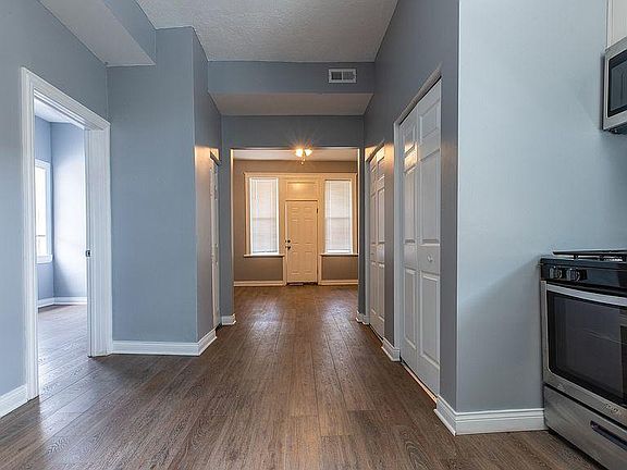 5th image of 1432 N Western Ave APT 3F