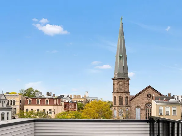 24 Clinton Avenue image 22 of 23